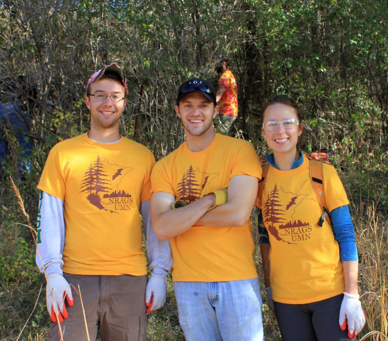 It has been scientifically proven that volunteering together increases group camaraderie, especially when it's benefitting the Mississippi River.