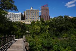 Father Hennepin Bluff Park